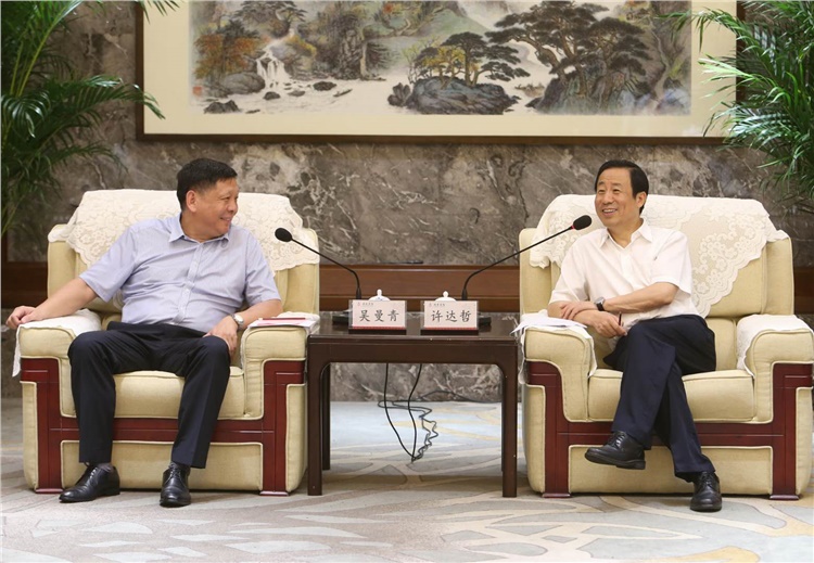 集团公司总经理、中国工程院院士吴曼青一行拜会湖南省省长许达哲