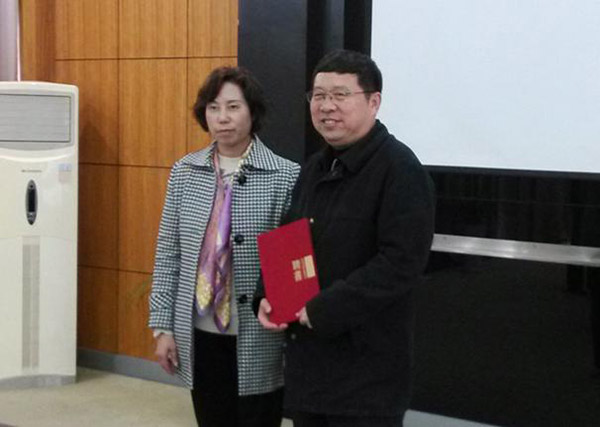 中心与南京中电洽谈合作事宜