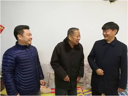 送祝福传真情——所领导看望慰问离退老同志