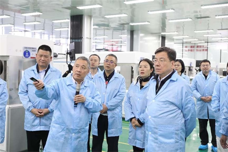 湖南省政协副主席张健一行赴48所考察调研